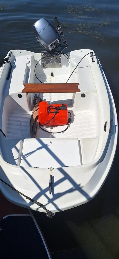 Jeanneau cap 300, Watersport en Boten, Vis- en Consoleboten, 10 tot 30 pk, 3 tot 6 meter, Benzine, Buitenboordmotor, Polyester