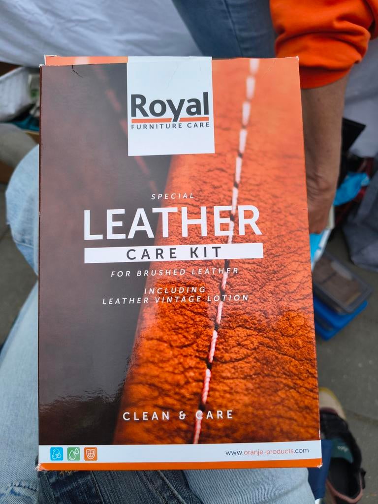 Royal Furniture Care Leer Onderhoud Set - Geborsteld Leer, Huis en Inrichting, Nieuw, Ophalen of Verzenden, Modern, Meerkleurig