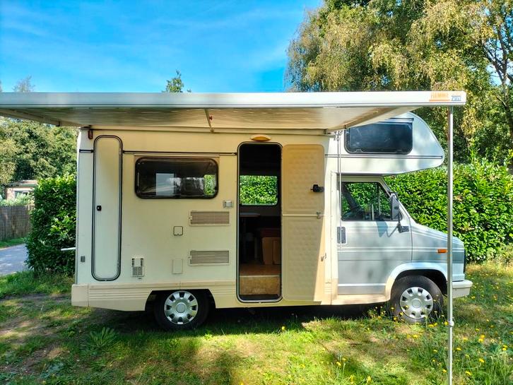 Fendt camper uit 1991, Caravans en Kamperen, Campers, tot en met 4, Half-integraal, Ophalen