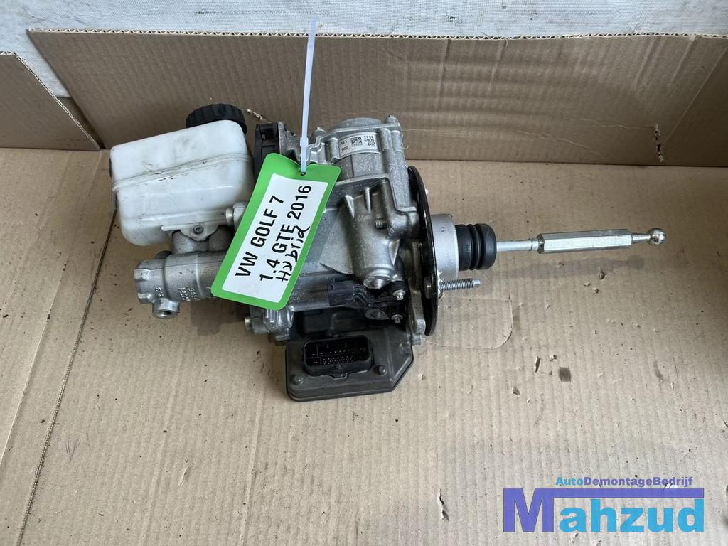 VW GOLF 7 GTE HYBRID Hoofdremcilinder rembekrachtiger 2012-2, Gebruikt, Volkswagen, Volkswagen AG, Berliner Ring 2
38440  Wolfsburg, DE