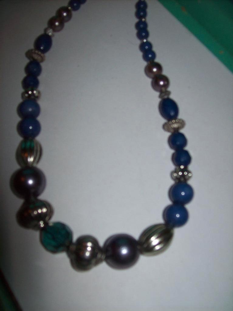 Ketting Zilverkleur Kralen Mooie Blauwe Steen, Sieraden, Tassen en Uiterlijk, Kettingen, Nieuw, Verstelbaar, Steen of Mineraal