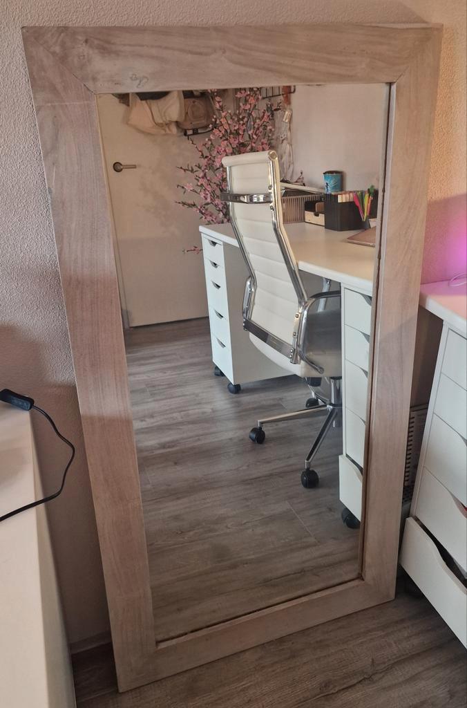 Grote staande spiegel, Huis en Inrichting, Woonaccessoires | Spiegels, Zo goed als nieuw, 50 tot 75 cm, 100 tot 150 cm, Rechthoekig