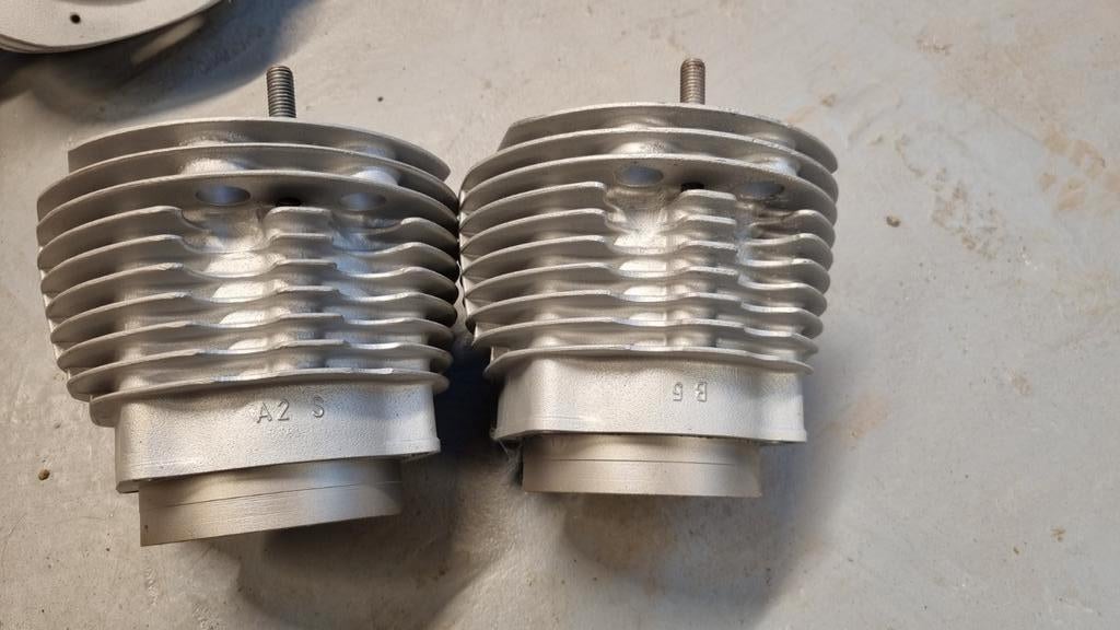 BMW R80 cilinders opknappers (moeten gehoond worden), Motoren, Ophalen of Verzenden, Gebruikt