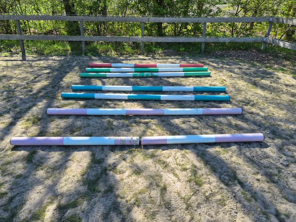 Kunststof springbalken 3m + cavaletti blokken, Dieren en Toebehoren, Paarden en Pony's | Overige Paardenspullen, Ophalen, Gebruikt