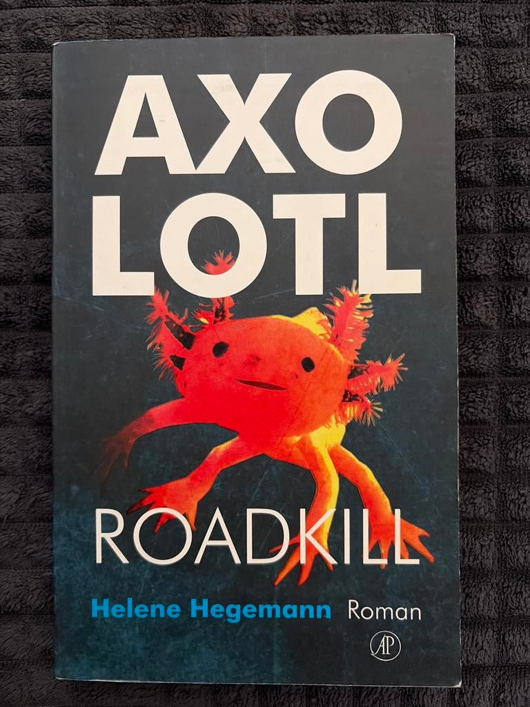 Helene Hegemann - Axolotl Roadkill, Ophalen of Verzenden, Zo goed als nieuw, Helene Hegemann
