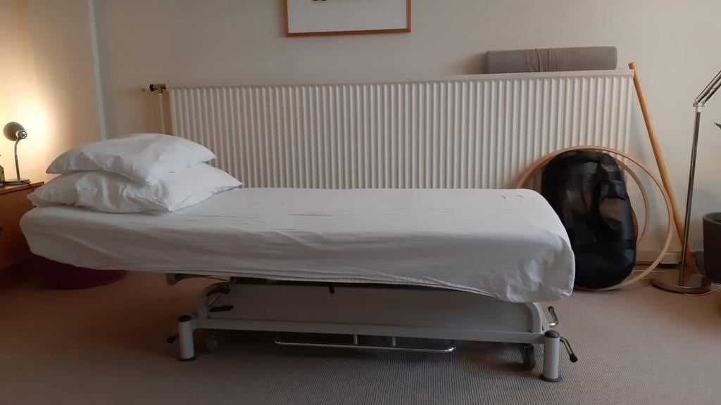 Elektrische massagebank, Sport en Fitness, Ophalen, Massagetafel