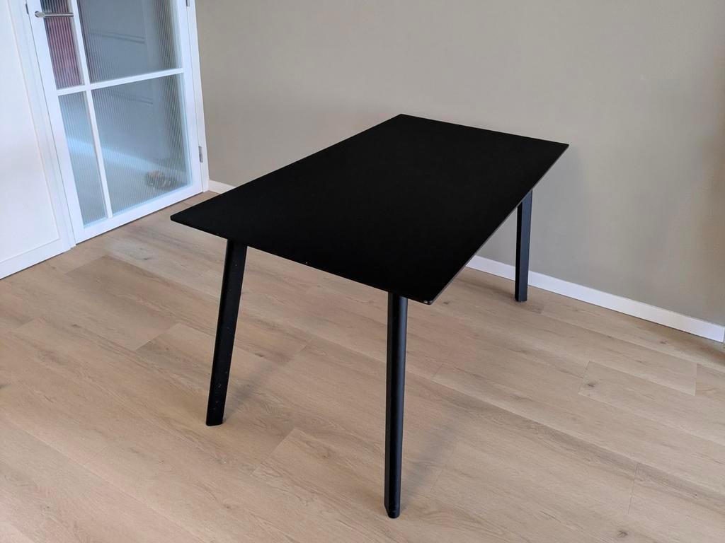 Hay CPH Deux tafel 140 x 75 cm zwart, Huis en Inrichting, Tafels | Eettafels, Ophalen of Verzenden, Rechthoekig, 100 tot 150 cm