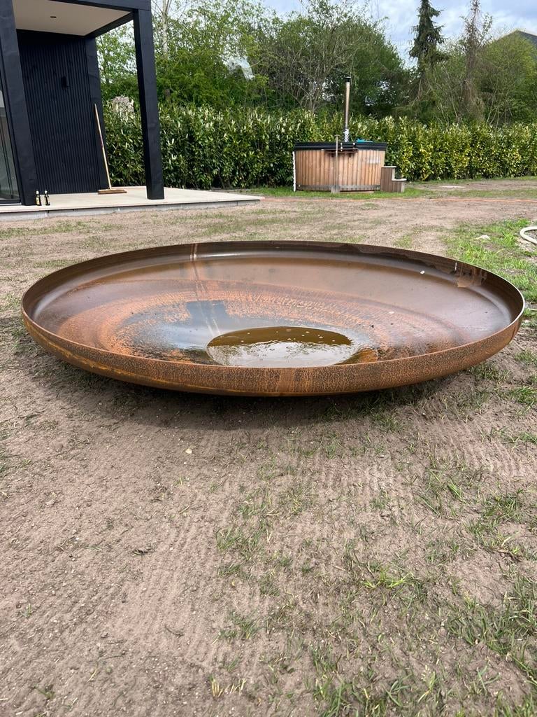 Vuurschaal , waterschaal, Ophalen, Zo goed als nieuw, Gietijzer, Overige typen