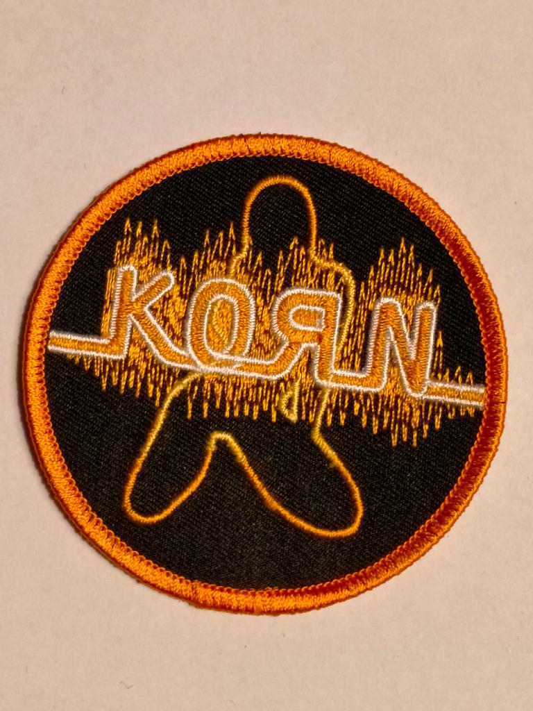 Korn Nu metal hardrock ronde logo patch embleem kleding 2005, Ophalen of Verzenden, Nieuw, Kleding