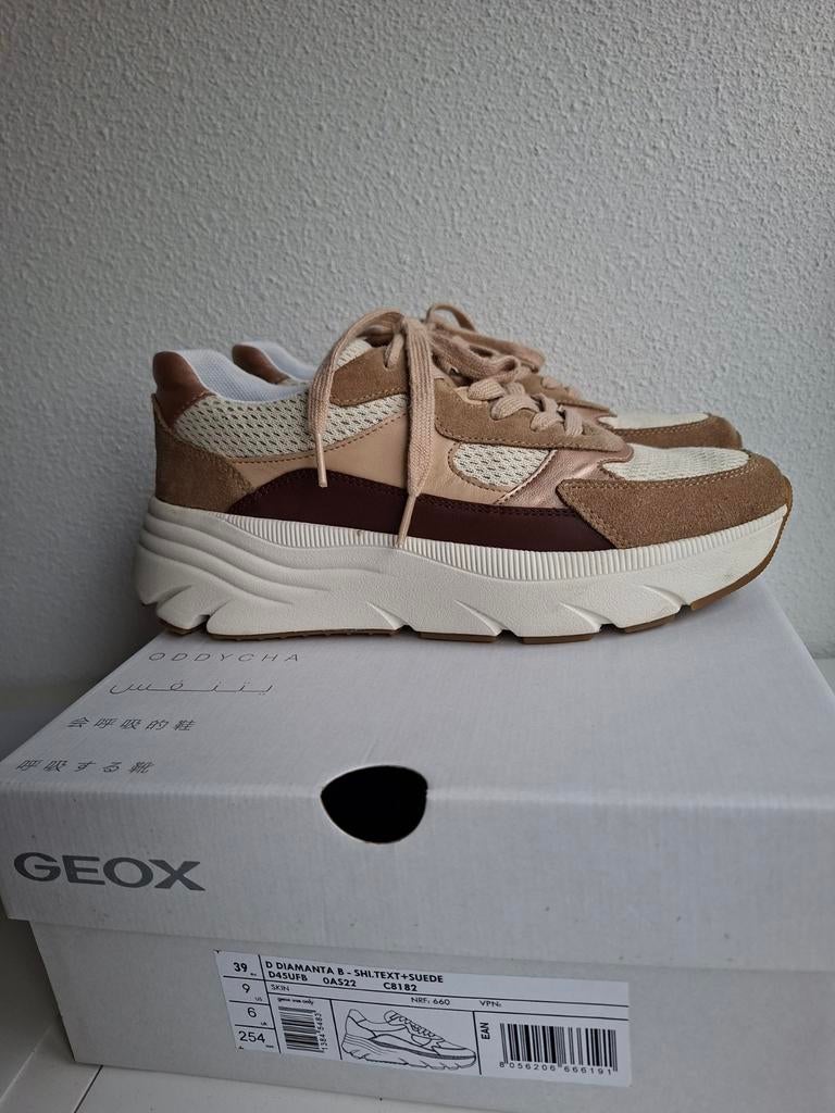 Geox Respira sneakers 39 beige, Geox, Beige, Ophalen of Verzenden, Sneakers of Gympen