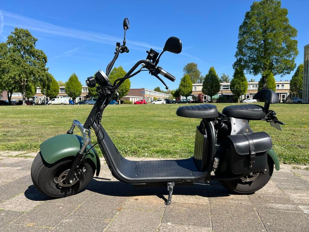 I-COCO Elektrische scooter met brede banden en zijtassen, Fietsen en Brommers, Elektrisch, Zo goed als nieuw, Ophalen, Overige merken