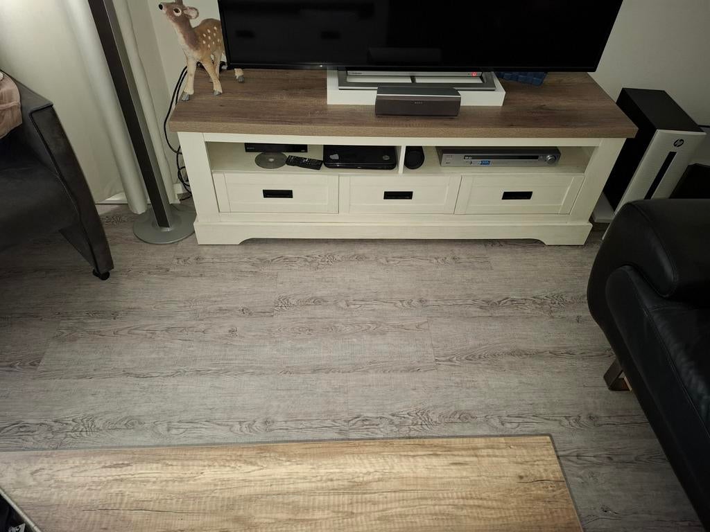 Tv kastje, Huis en Inrichting, Complete inboedels, Ophalen