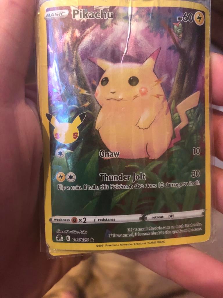 Pikachu Celebrations 005/025 Holo Pokémon Kaart, Hobby en Vrije tijd, Verzamelkaartspellen | Pokémon, Ophalen of Verzenden, Zo goed als nieuw