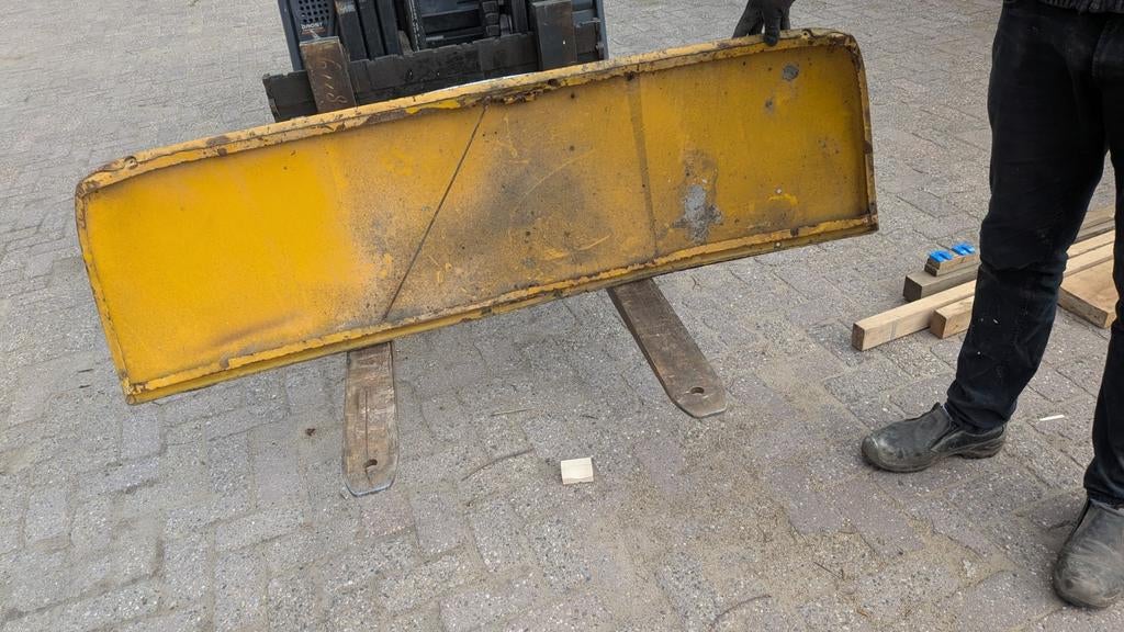 Unimog motorkap, Auto-onderdelen, Ophalen