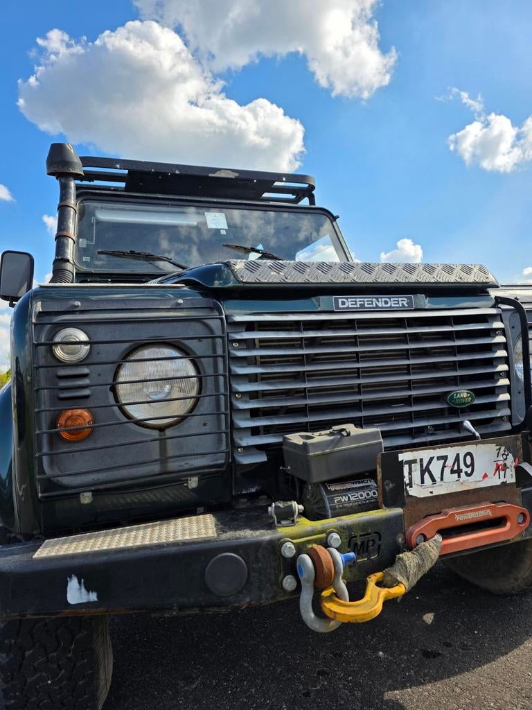 Land Rover Defender 110" | Overlander | TD5 | Youngtimer, 2500 cc, Stof, 122 pk, Defender