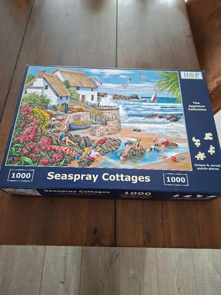 HOP puzzel Seaspray Cottages, Hobby en Vrije tijd, Denksport en Puzzels, Ophalen of Verzenden, 500 t/m 1500 stukjes, Zo goed als nieuw