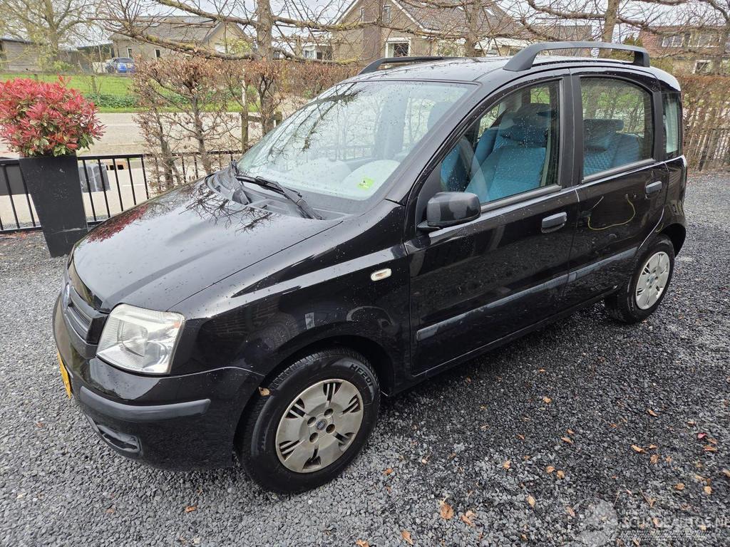 Fiat Panda 1.2 Dynamic (bj 2006), Auto diversen, Schadeauto's, 1242 cc, Zwart, Handgeschakeld, MPV