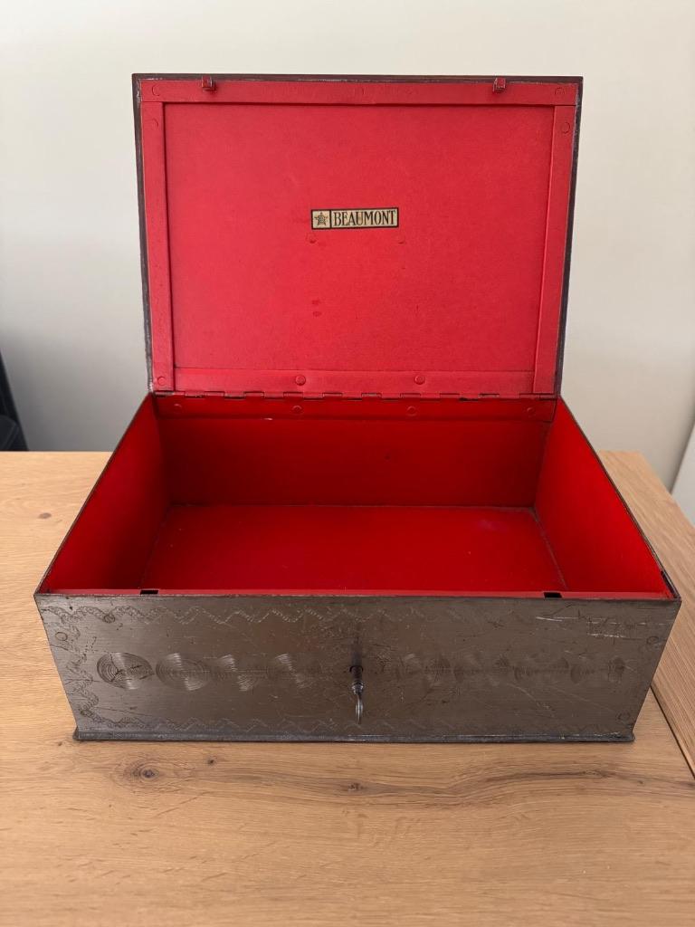 Beaumont vintage metalen geldkist (jaren 30), Antiek en Kunst, Ophalen of Verzenden