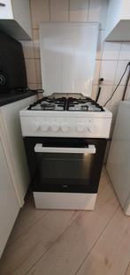 Beko FSS52001DW vrijstaand gasfornuis met oven, Ophalen, Gebruikt, Hete lucht, 4 kookzones