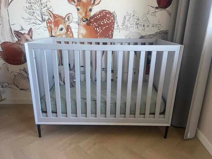 Ledikant Kidsmill 120 x 60, Kinderen en Baby's, Babywiegjes en Ledikanten, Zo goed als nieuw, Ledikant, Ophalen