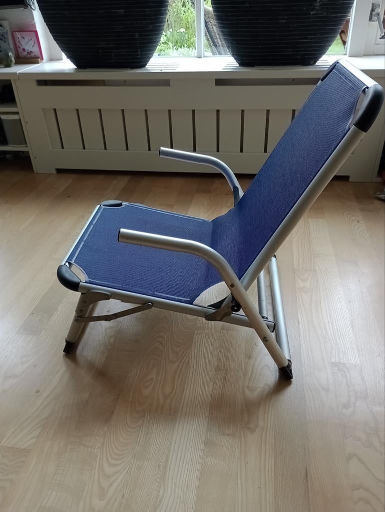 Lichtgewicht opvouwbare aluminium klapstoel met armleuningen, Ophalen, Zo goed als nieuw, Campingstoel