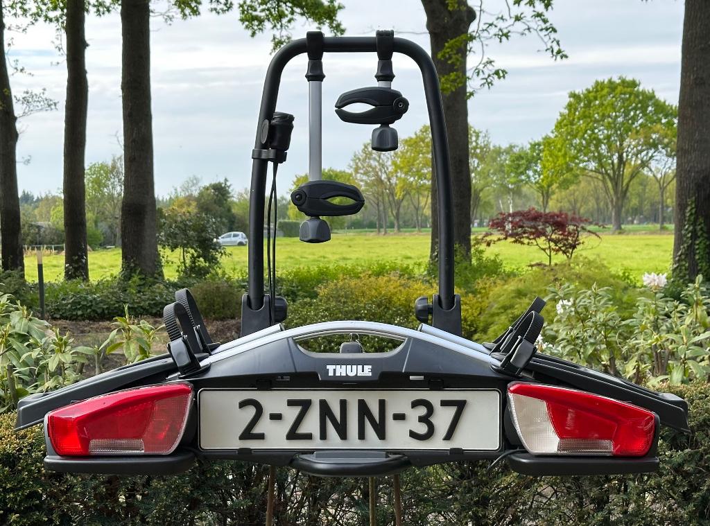 THULE VELOCOMPACT 924 - Nieuwstaat, Elektrische fiets, Ophalen of Verzenden, Zo goed als nieuw, 2 fietsen