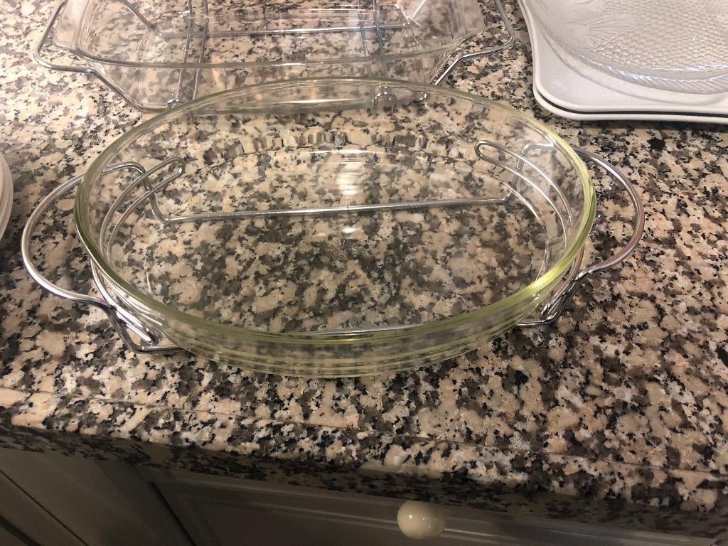 Ovenschaal met onderzetter., Ophalen of Verzenden, Zo goed als nieuw