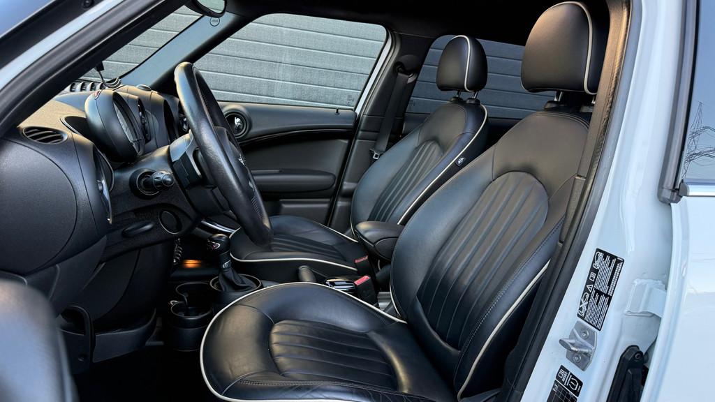 Mini Mini Countryman 1.6 Cooper S ALL4 Chili Automaat | Pano, Auto's, Mini, Euro 5, 1380 kg, Gebruikt, Zwart