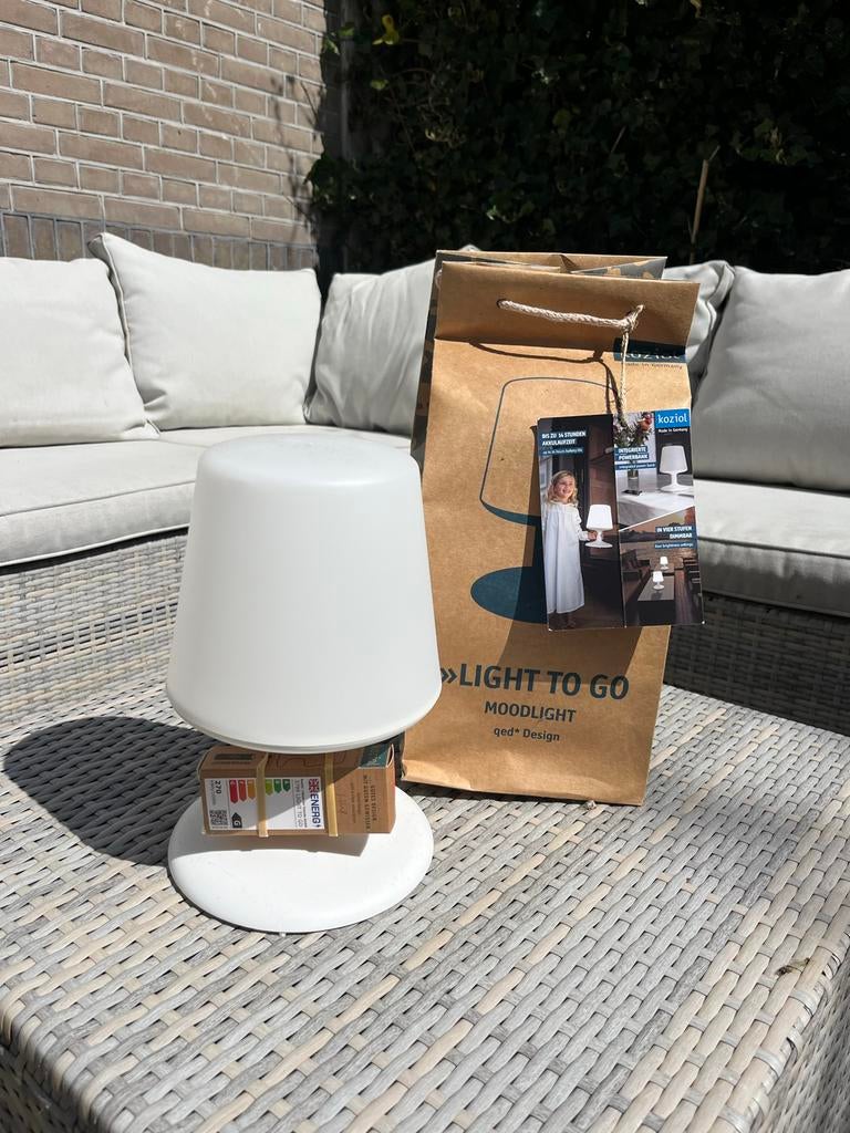 Koziol Moodlight 'Light to Go' Buitenlampje met Powerbank, Ophalen, Zo goed als nieuw