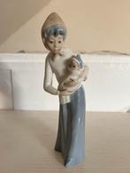 Porseleinen beeldje moeder en kind uit Spanje, Ophalen of Verzenden