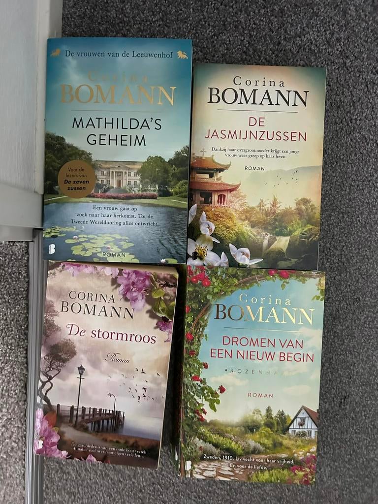 Corina Bomann 4 stuks, Boeken, Ophalen of Verzenden, Zo goed als nieuw