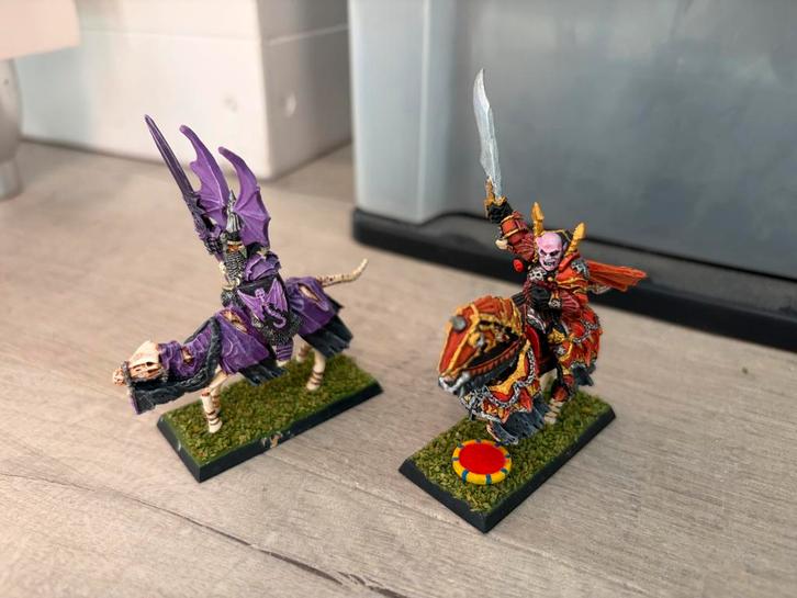 Warhammer Oop Mounted Wight Lord, Vampire Lord, Necromancer, Hobby en Vrije tijd, Wargaming, Gebruikt, Warhammer, Figuurtje(s)