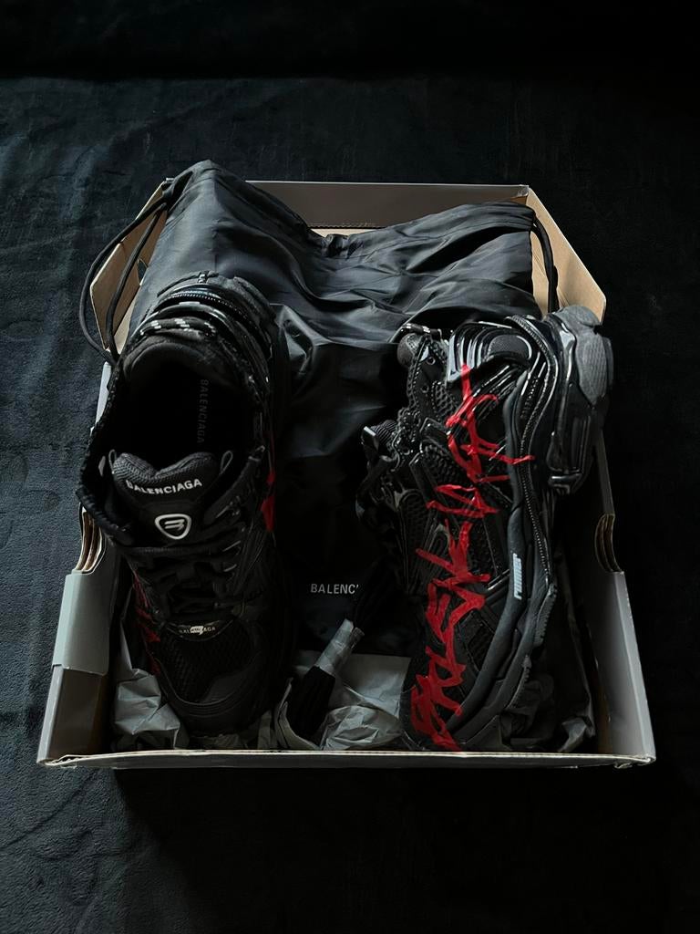 Balenciaga Runner maat 44, Zwart, Nieuw, Ophalen of Verzenden, Sneakers of Gympen