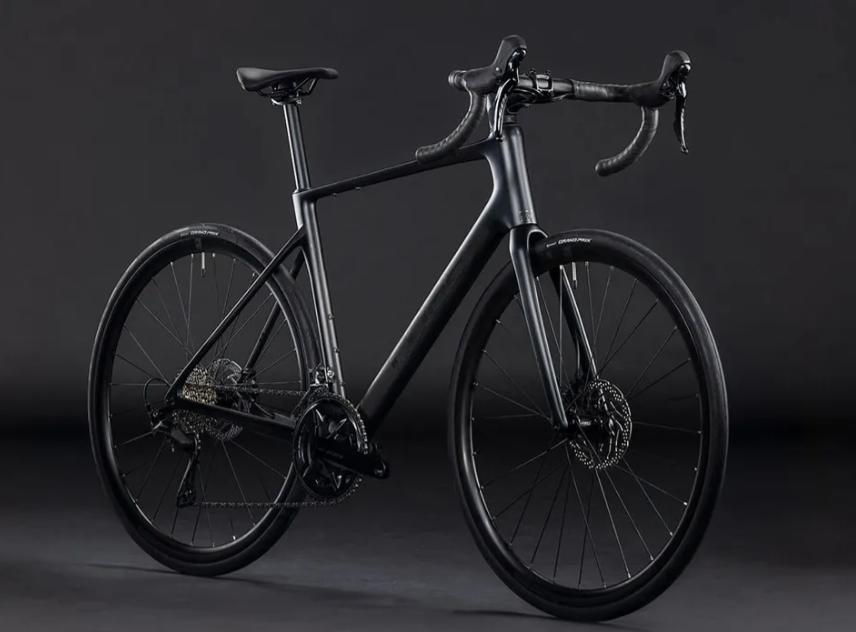 NIEUW: Cube Attain C62 Carbon (normaal: € 1.699), Overige merken, 28 inch, Carbon, Heren