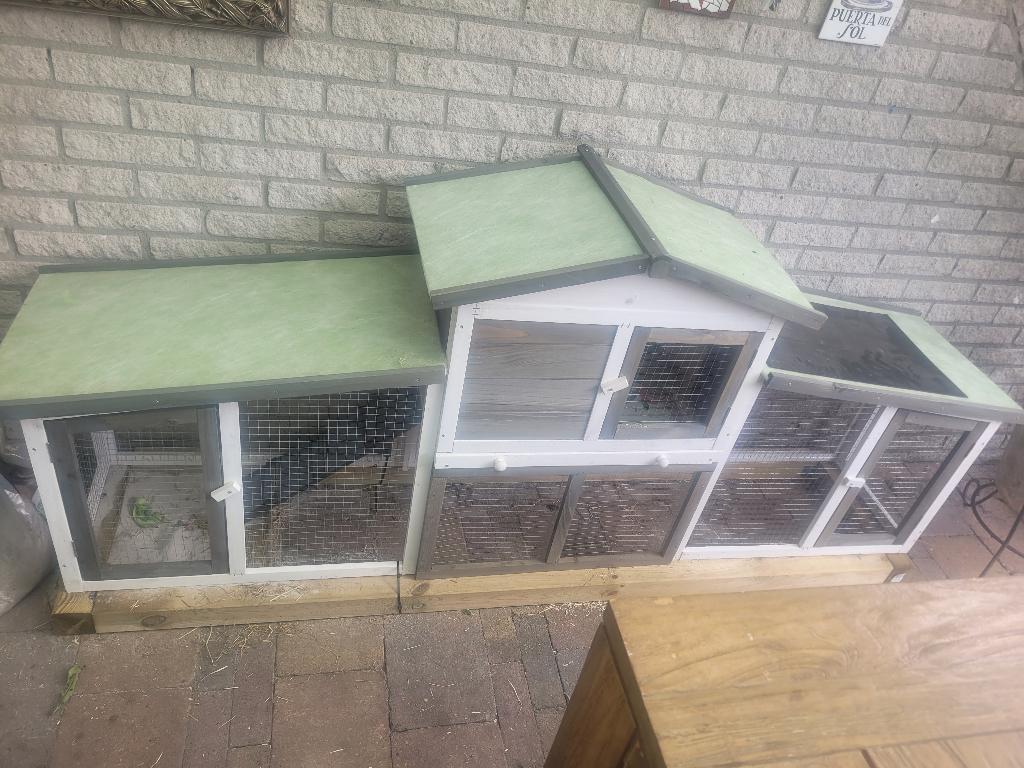 Konijnenhok, Ophalen, 110 cm of meer, Zo goed als nieuw, 90 cm of meer