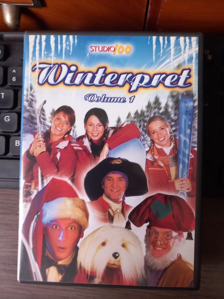 Studio 100 Winterpret Volume 1 DVD - Diverse Artiesten, Gebruikt, Alle leeftijden, Overige genres, Ophalen of Verzenden