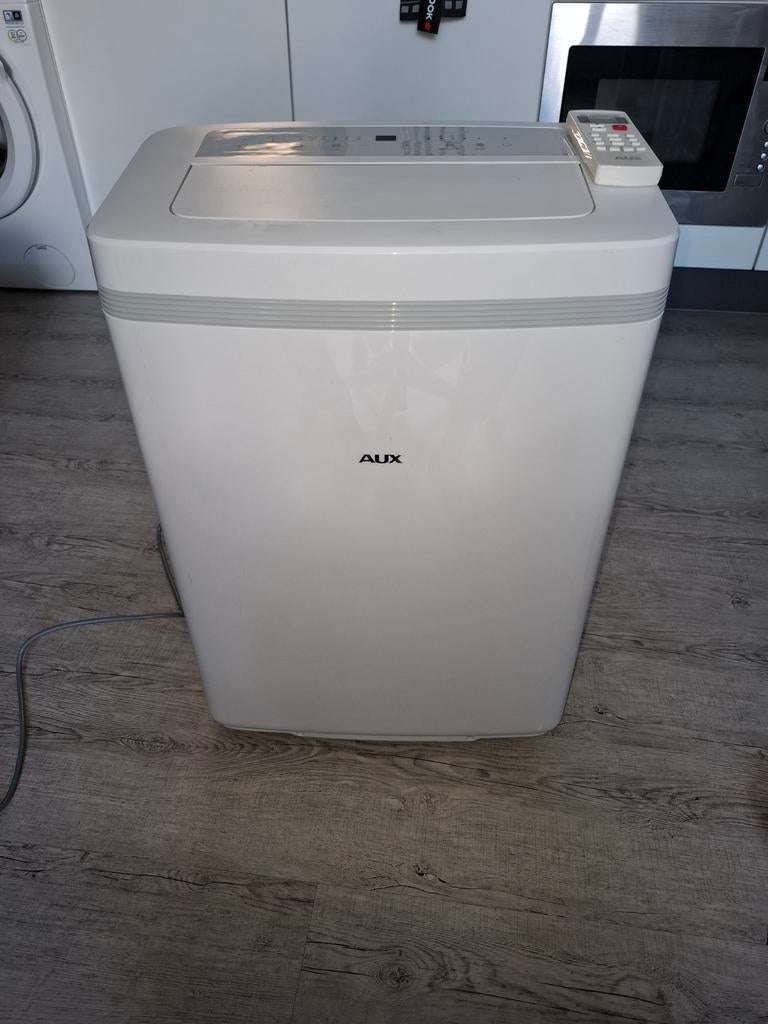 Aux airo 12000 btu, Ophalen, 3 snelheden of meer, Zo goed als nieuw, Afstandsbediening