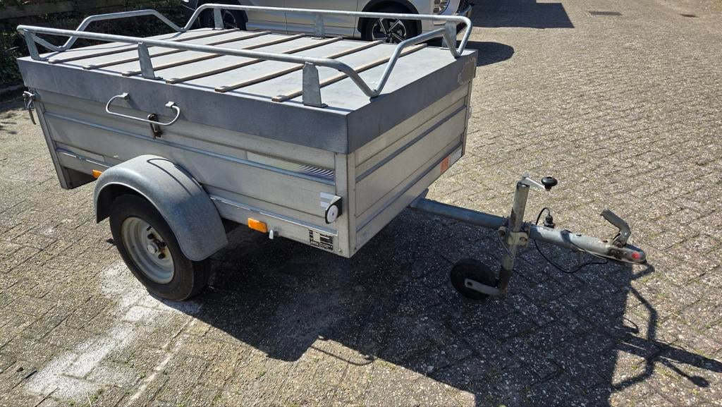 Saris ARBA 500 aanhanger /vakantiekar met afsluitbaar deksel, Ophalen of Verzenden, Gebruikt