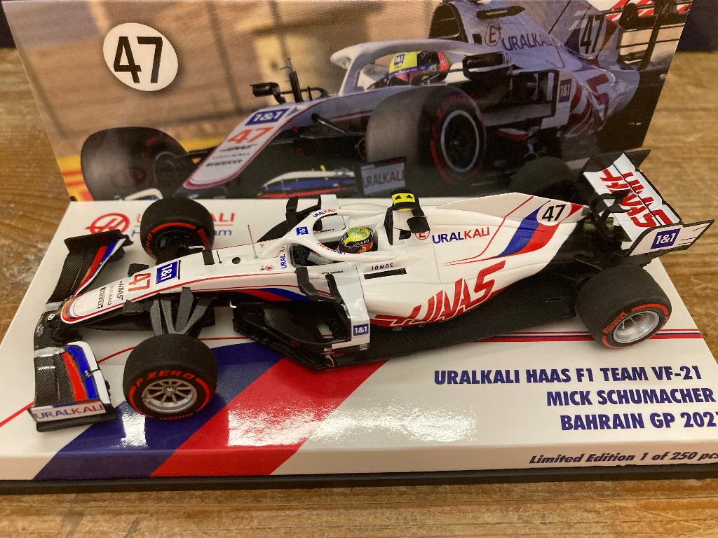 ✅ Mick Schumacher 1:43 Bahrain GP 2021 Haas F1 VF21 250pcs, Ophalen of Verzenden, Nieuw, Formule 1
