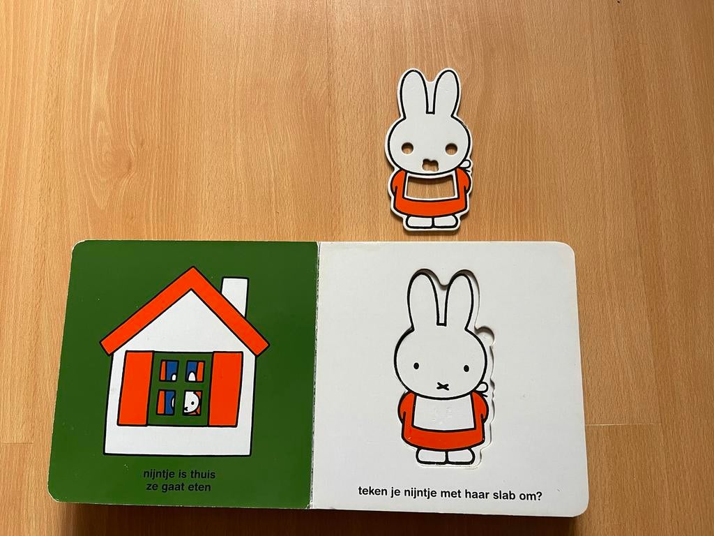 Nijntje Tekent Eten en Drinken - Puzzelboekje, Ophalen of Verzenden, Gelezen, Uitklap-, Voel- of Ontdekboek, 1 tot 2 jaar