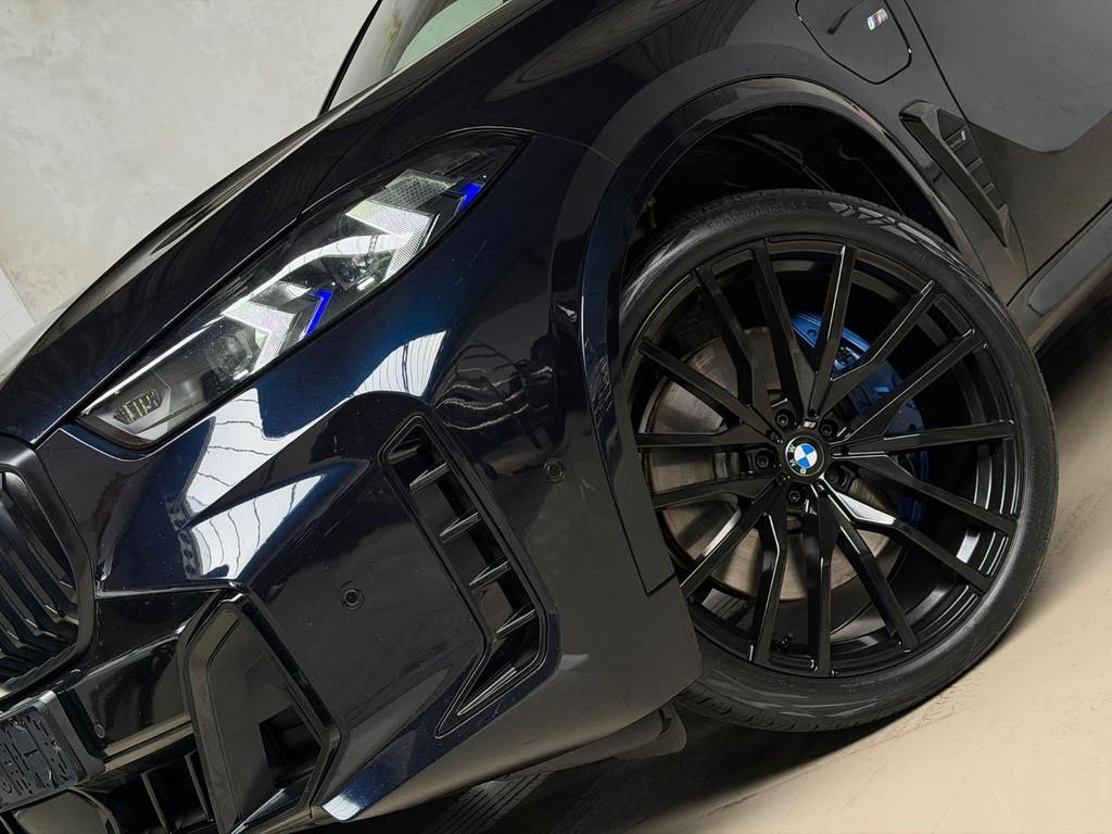 BMW X5 xDrive50e / M uitgevoerd / Carbon / Pano /, 2395 kg, Zwart, Bedrijf, 489 pk