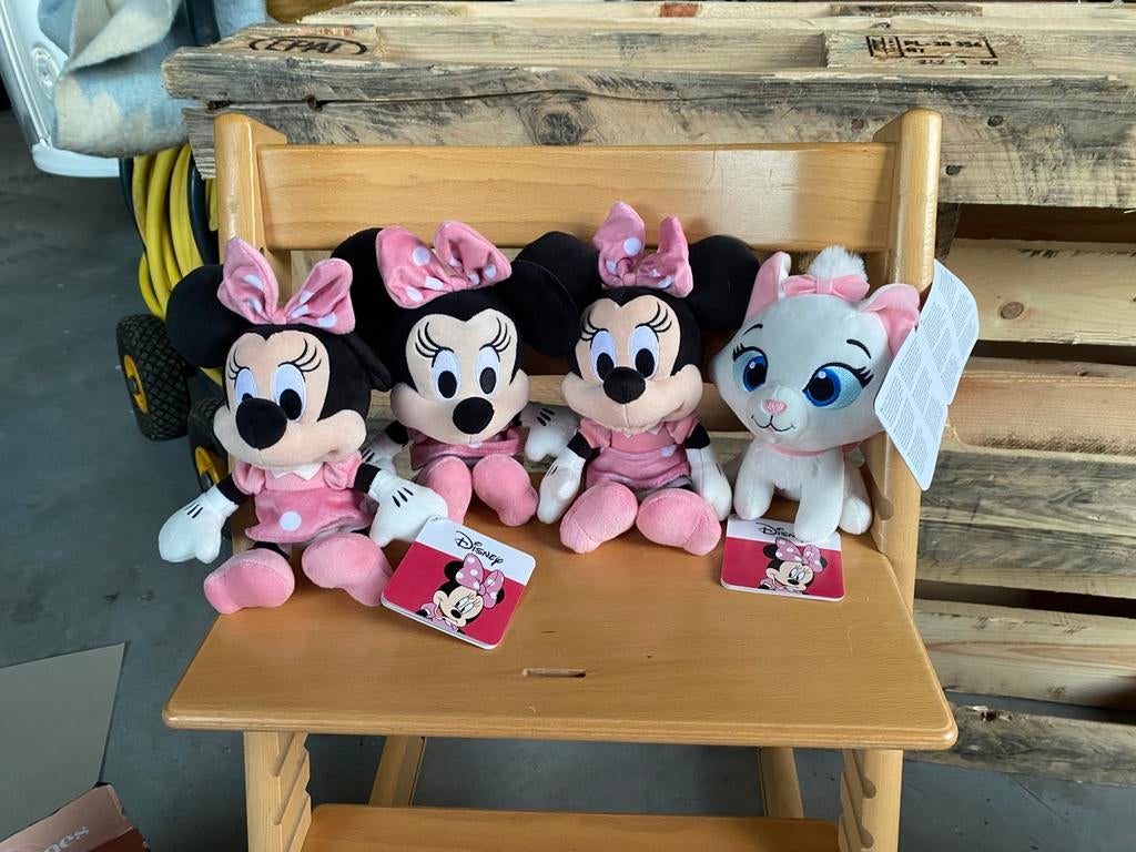 Knuffels disney minnie mouse en poes, Ophalen of Verzenden, Zo goed als nieuw, Overige typen, Disney