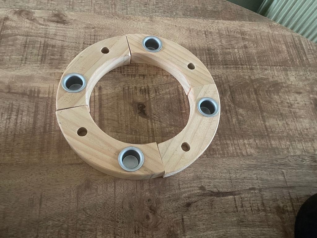 Houten jaaring met stekers van de Hema, Ophalen, Gebruikt