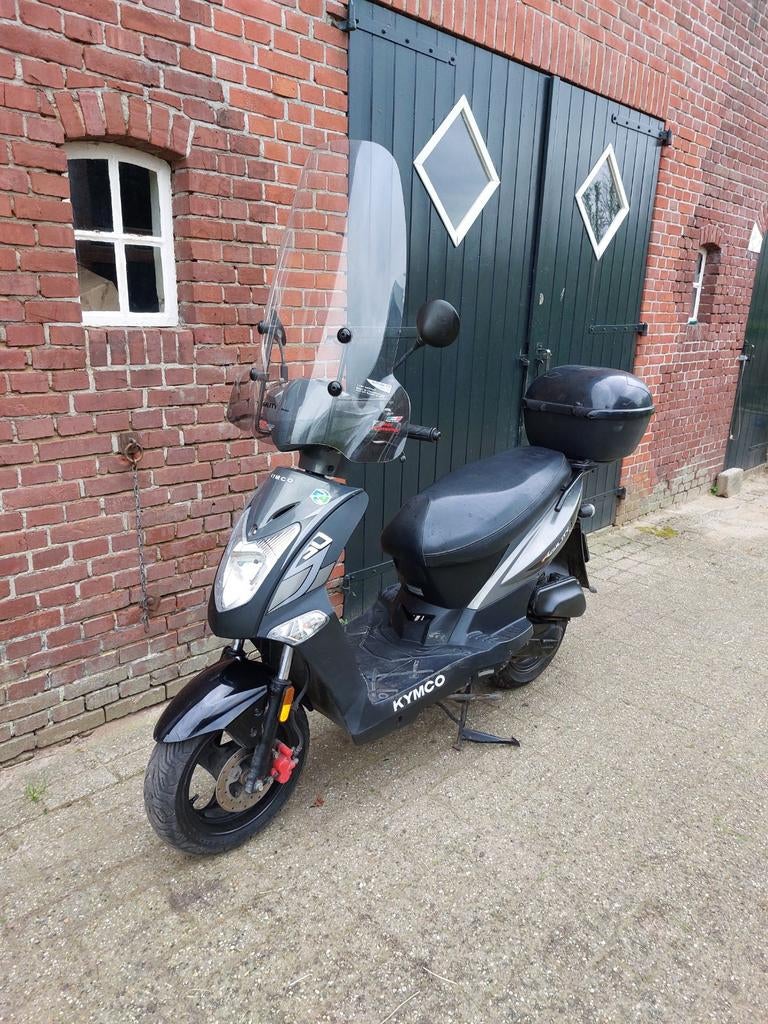 Kymco agillity 50cc 4t.  Geel kenteken.  Bouwjaar 2020, Fietsen en Brommers, Scooters | Kymco, Ophalen