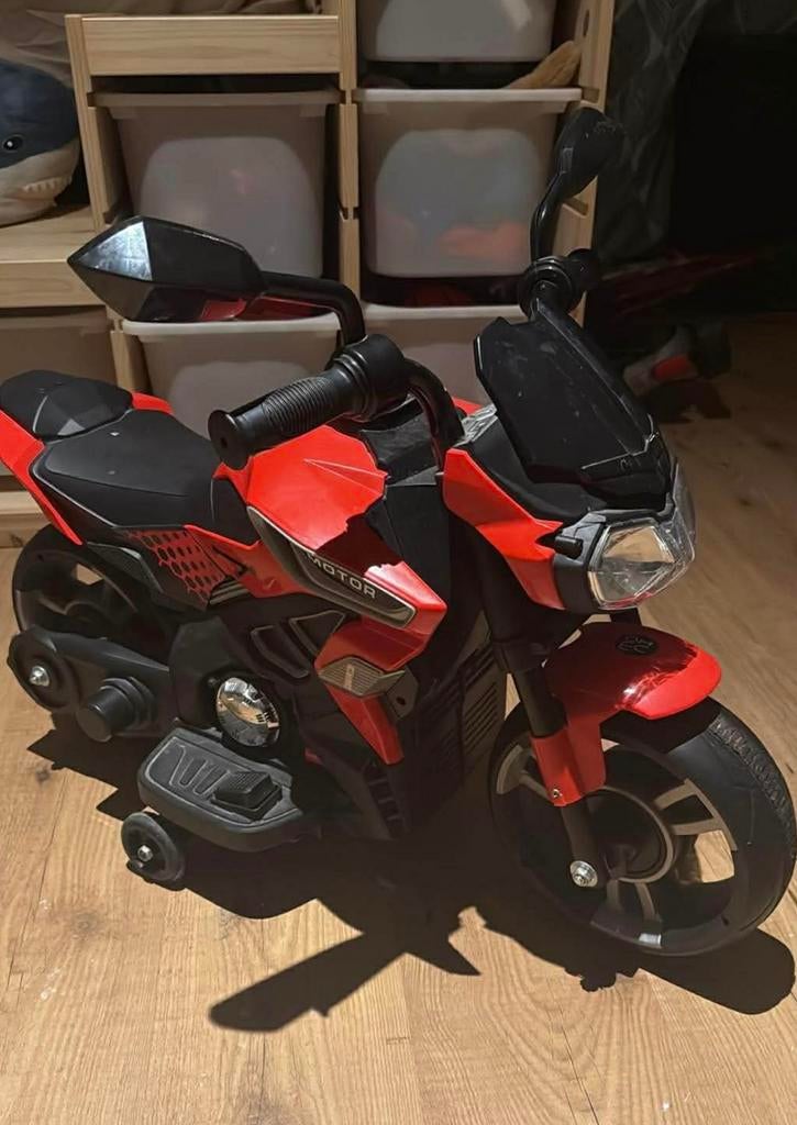 Rode kinder motor €45 en police auto €150, Ophalen, Gebruikt, Overige typen