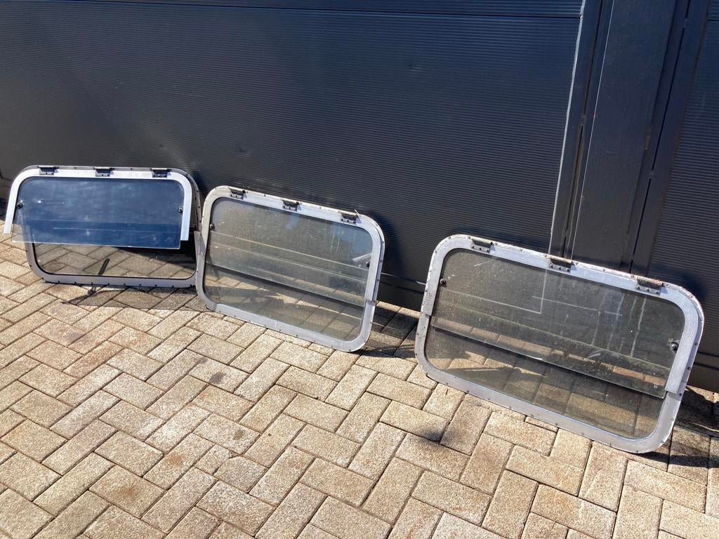 3x Aluminium scheepsraam Rafa klapraam met uitzetter, Watersport en Boten, Bootonderdelen, Ophalen, Gebruikt, Overige typen, Motorboot