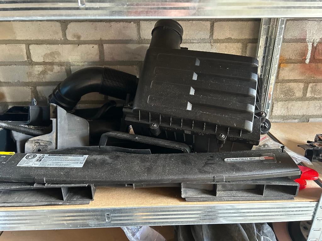 *** OEM inlaat / airbox Seat Leon Cupra 5F EA888 Gen 3 ***, Auto-onderdelen, Filters, Audi, Seat, Skoda, Gebruikt, Ophalen