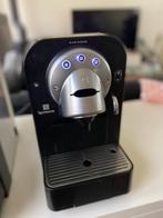 Nespresso Pro Gemini CS100, Witgoed en Apparatuur, Koffiezetapparaten, Ophalen, Koffiepads en cups, Gebruikt, 10 kopjes of meer