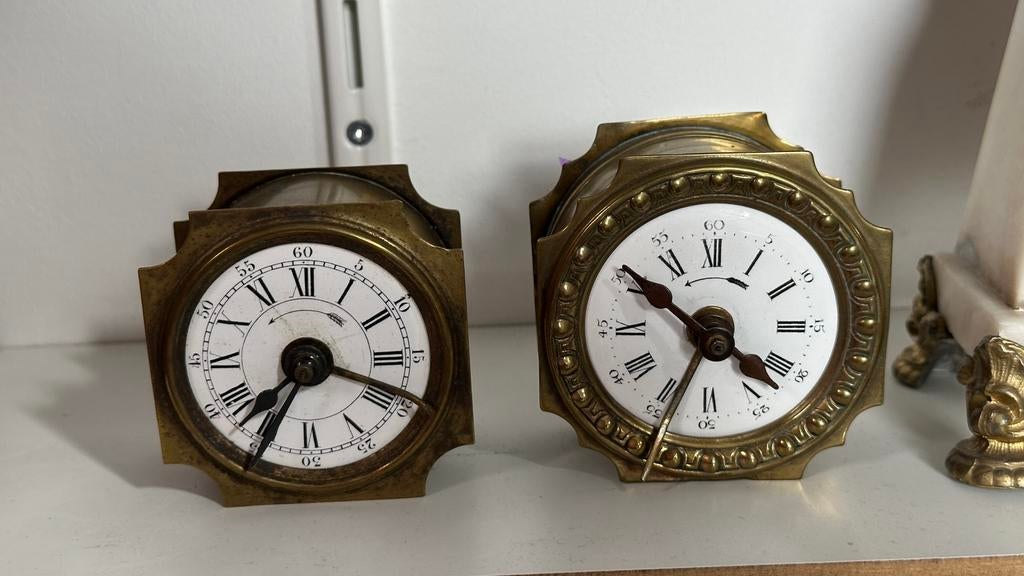2 klokjes werkend, Antiek en Kunst, Antiek | Klokken, Ophalen of Verzenden
