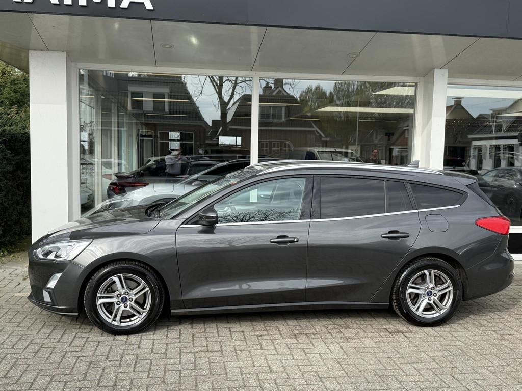 Ford Focus Wagon 1.5 EcoBlue ST Line Business | Climate & Cr, Auto's, Stof, Gebruikt, 4 cilinders, 140 €/maand